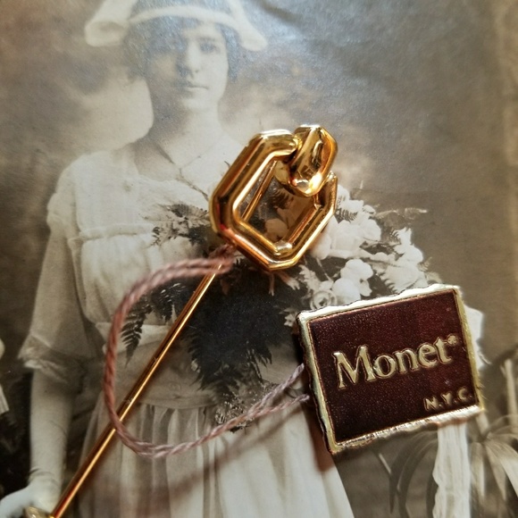 NWT Vintage Monet stick pin gold tone Spectator - Picture 2 of 8